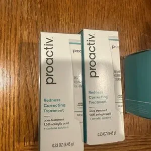 Proactiv | Skincare | Proactiv Skincare Set In White And Teal | Poshmark